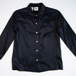 DKNY Classic 100% Silk button shirt long sleeve